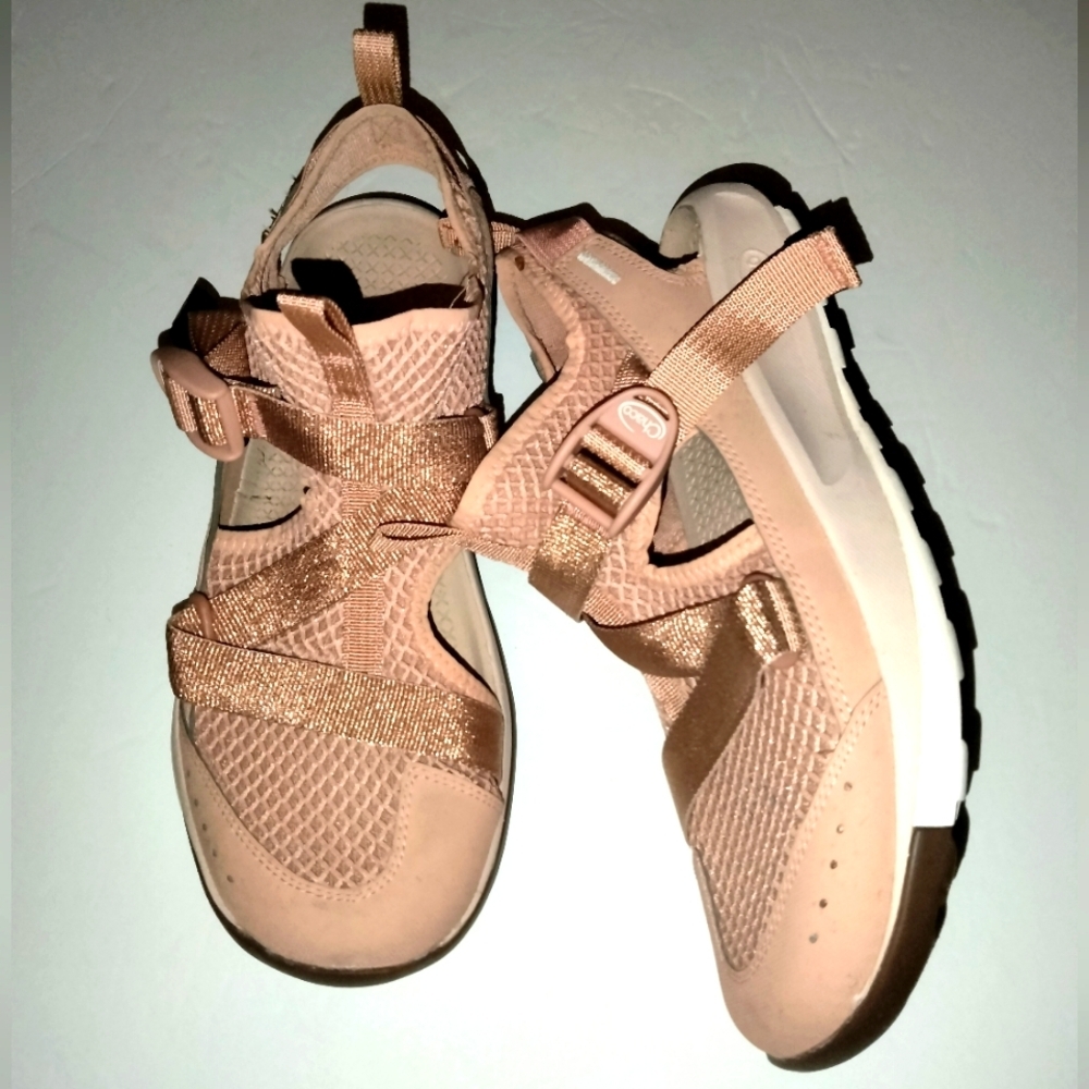 Chaco (Size 10) Rose Pink & Metallic Adjustable Strap Outdoor Athletic Sandals